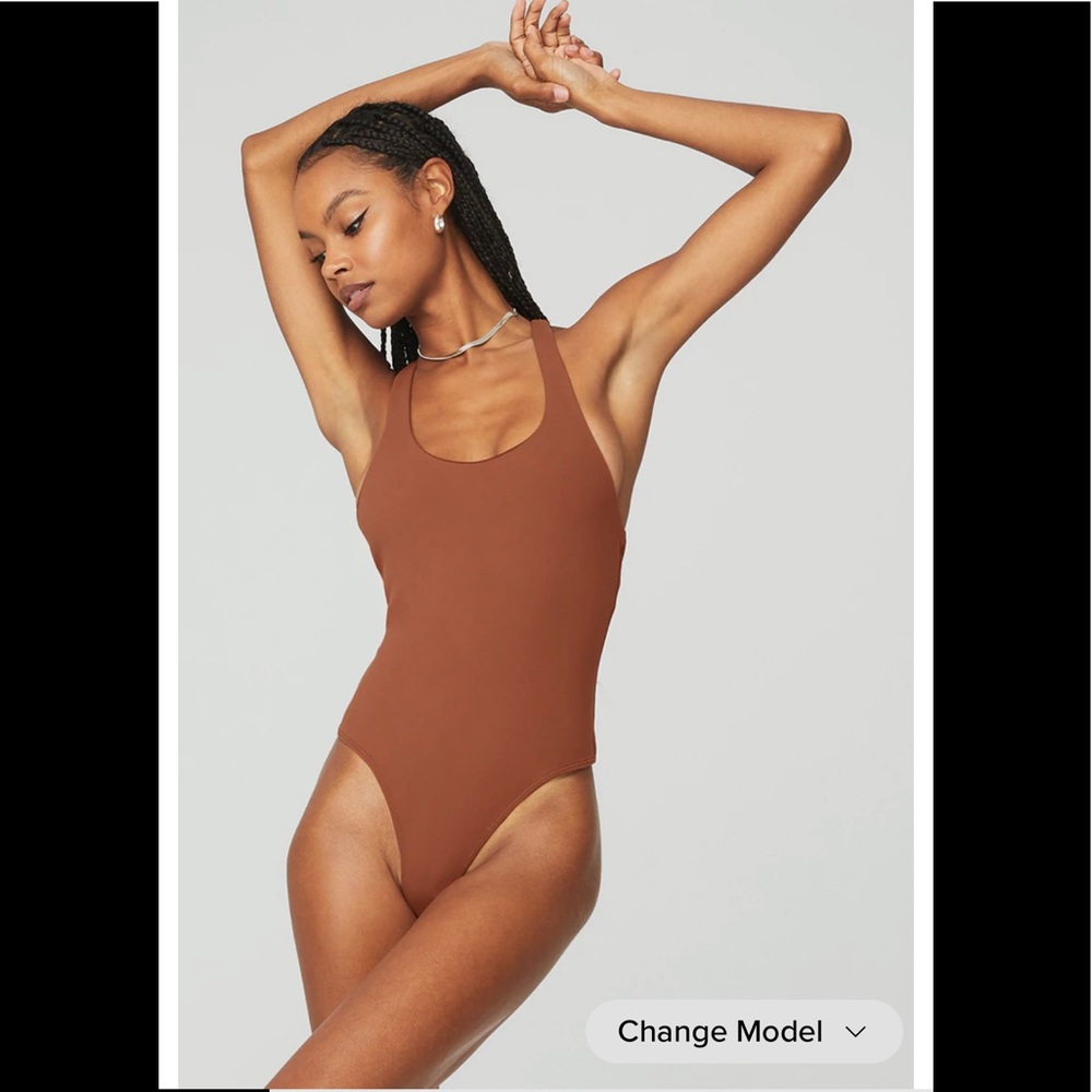 NWT Alo Sleek Back Bodysuit color Rust Size small